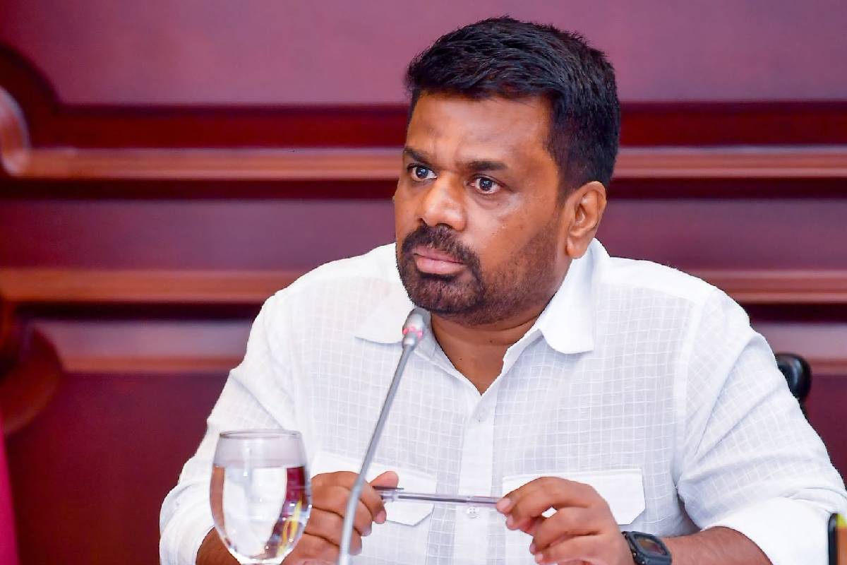 சுங்கத் திணைக்களத்தில் பாரிய மோசடி - நெருங்கிய நண்பரை காப்பாற்ற அறிக்கையை மறைத்த ஜனாதிபதி | Another Major Fraud In The Customs Department சுங்கத் திணைக்களத்தில் பாரிய மோசடி - நெருங்கிய நண்பரை காப்பாற்ற அறிக்கையை மறைத்த ஜனாதிபதி | Another Major Fraud In The Customs Department