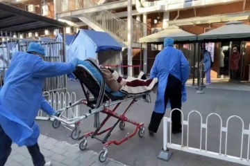 சீனாவில் என்ன நடக்கிறது? கொரோனா பாதிப்பு விவரங்களை வெளியிடுவதை நிறுத்தியது அரசு