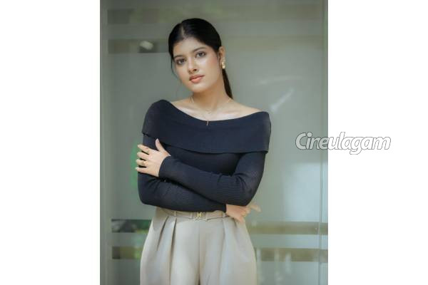 ஹீரோயினாக ஆசை இல்லை, ஆனால்.. ஓப்பனாக சொன்ன கூலி நடிகை மோனிஷா பிளெஸ்சி | Monisha Open Talk About Actress Role