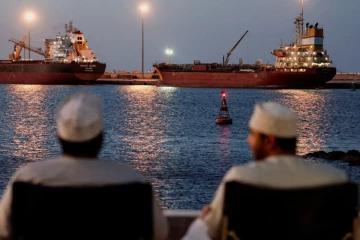 அமெரிக்காவின் அழுத்தங்களுக்கு அடிபணியாத ஈரான்!