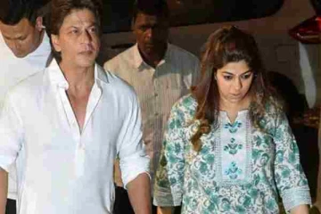 பாலிவுட் நடிகர் ஷாருக்கானின் மேனேஜர் பூஜாவின் சொத்து மதிப்பு இத்தனை கோடியா?... ஷாக்கிங் தகவல்