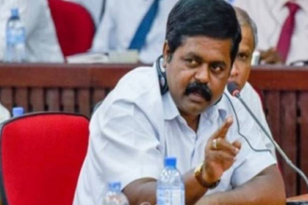 திடீரென அமெரிக்காவிற்கு பறந்த இலங்கை முக்கியஸ்தர்! | Tna S Shritharan Suddenly Flew To America