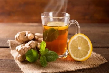 வெறும் வயிற்றில் தினம் ஒரு டம்ளர் லெமன் டீ: கிடைக்கும் பலன்கள் ஏராளம்