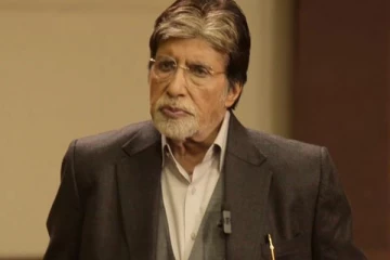 நடிகர் அமிதாப் பச்சன் வீட்டில் தங்கத்தில் டாய்லெட்.. போட்டோவை வெளியிட்ட பிரபலம்