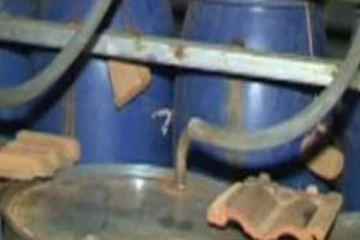 සූක්ෂ්මව කළ මත්පැන් පෙරිල්ල..