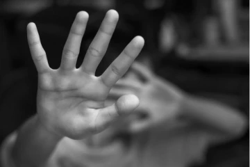 12 வயது சிறுவனுக்கு பாலியல் தொல்லை கொடுத்த பெண் - காப்பகத்தில் அதிர்ச்சி!