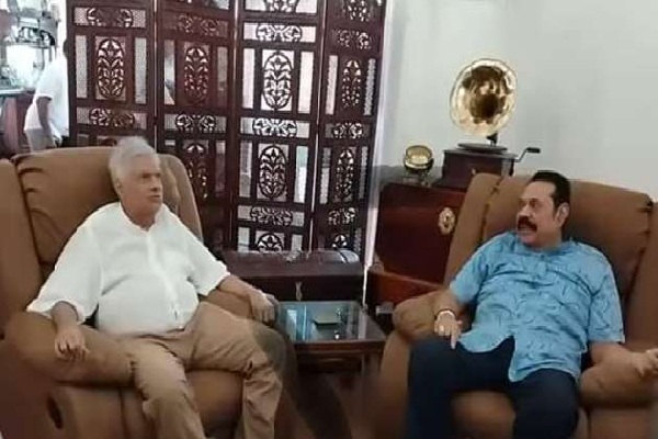 தன்னை பார்வையிட வந்த ரணிலிடம் மகிந்த கூறிய அந்த விடயம் | Mahinda Asks Ranil To Honour