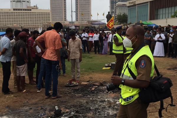 சட்டவிரோதமாக இழப்பீடு பெற்ற முன்னாள் அமைச்சர்கள் : நீதிமன்றம் பிறப்பித்த உத்தரவு | Ex Ministers And Mps Received Compensation Illegal