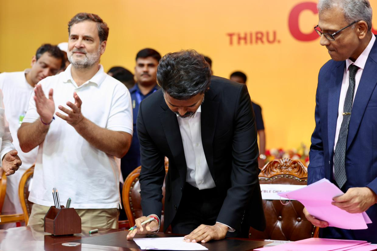 விஜய்யை சந்தித்த காணொளியை பதிவிட்ட ராகுல் காந்தி! முடங்கிய இன்ஸ்டா பதிவு - காங்கிரஸ் பகிரங்க குற்றச்சாட்டு | Rahul Gandhi Instagram Post Meeting Vijay Blocked