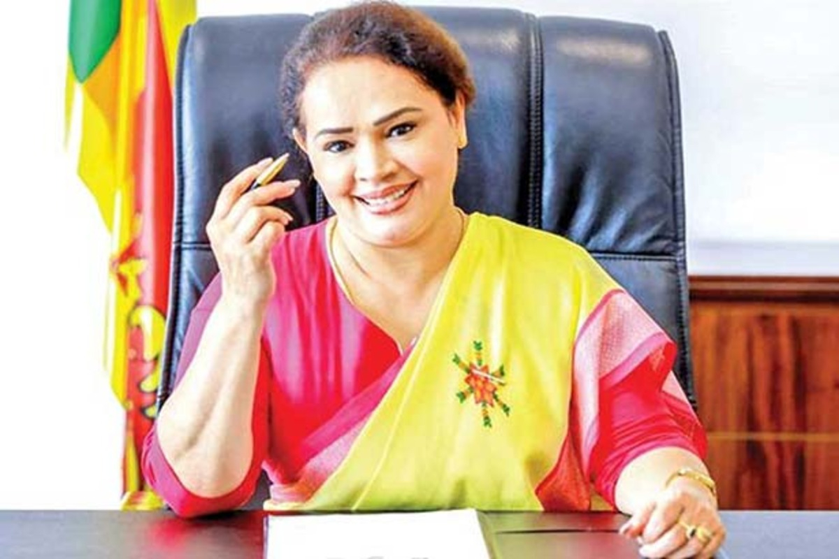 நாடாற்றவளாக மாறியுள்ளேன் புலம்பும் முன்னாள் அமைச்சர்