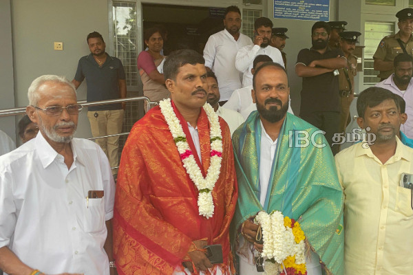 சாவகச்சேரி பிரதேச சபையில் ஆட்சியமைக்கும் தமிழரசுக்கட்சி | Itak Form Govt In Mutur Predhesiya Sabha Trinco