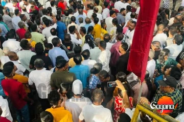 මහින්දට තංගල්ලේදී උණුසුම් පිළිගැනීමක් [VIDEO]