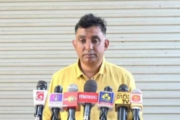 '' ජනතා විමුක්ති පෙරමුණ මේ වෙද්දි විපක්ෂයේ හිටියනම් ආන්ඩුවට බැනගෙන ජනතාව උසිගන්වනවා '' මන්ත්‍රී රෝහන කියයි