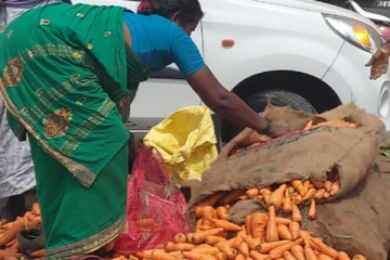 தினமும் வீணாகும் 10 டன் காய்கறிகள் - கோயம்பேட்டில் தொடரும் அவலம்..!
