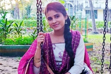 பிரபல நடிகருடன் இணைந்து புகைப்படம் எடுத்த சீரியல் நடிகை ரித்திகா- அவரே வெளியிட்ட அழகிய போட்டோ