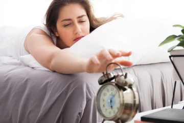 அலாரம் இல்லாமல் காலையில் எழும்பனுமா? இதோ அருமையான டிப்ஸ்