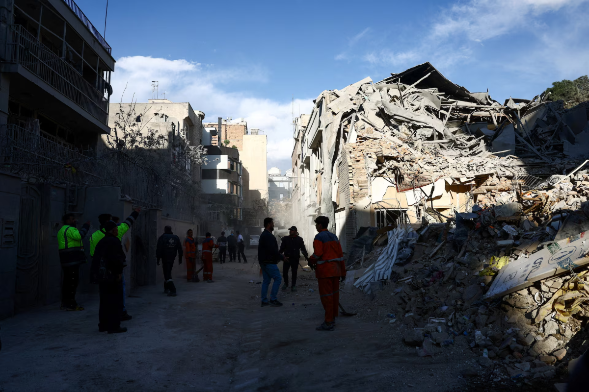 எரிபொருள் விநியோகத்திற்கான QR முறை மீண்டும் நடைமுறைக்கு | Qr System For Fuel Supply Reinstated In Sri Lanka