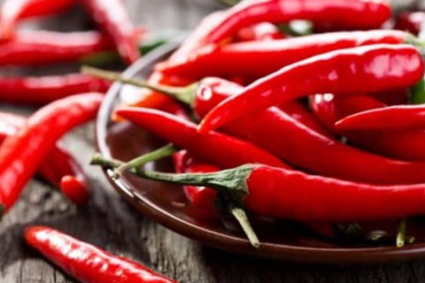 உடல் எடை குறைக்க... மாரடைப்பு கட்டுப்படுத்தும் ஒரே ஒரு மசாலா! யாரெல்லாம் சாப்பிடக்கூடாது? | Red Chilli Powder Weight Loss Benefits In Tamil