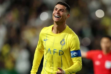 உலகின் அதிக வருமானம் பெரும் வீரர்களில் கிறிஸ்டியானோ ரொனால்டோ முதலிடம்