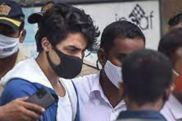 ஆர்யன் கான் வழக்கு - குற்றச்சாட்டுக்கு ஆதாரம் இல்லை - வெளியான ஐகோர்ட் உத்தரவு | Cinema Sharukkan Son Drug Police Investigation