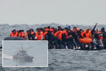 மொத்தம் 9 படகுகள், 492 புலம்பெயர்ந்தவர்கள்: அதிகரிக்கும் கால்வாயை கடப்பவர்கள் எண்ணிக்கை