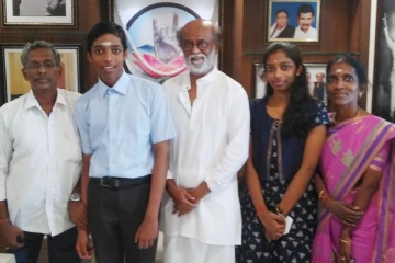 நடிகர் ரஜினியை சந்தித்து ஆசிப்பெற்றார் பிரக்ஞானந்தா - சர்ப்ரைஸ் கிப்ட் கொடுத்து அசத்திய ரஜினி