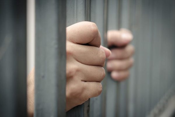 உண்ட வீட்டுக்கு இரண்டகம் செய்த பெண்! | The Woman Who Made A Home For Eating Robbery