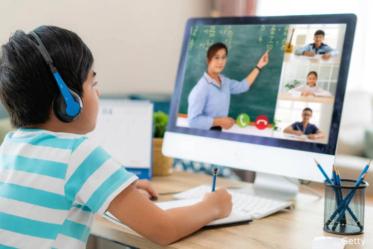 ஈரான் போரால் பல நாடுகளில் லாக் டவுன் சூழல் - பள்ளி விடுமுறை; ஊழியர்களுக்கு வீட்டிலிருந்து வேலை | Iran War Leads Online Class Wfh Lockdown Stage