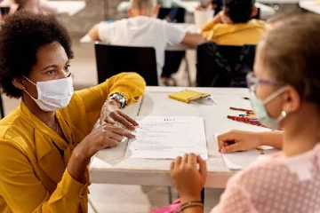 கனேடிய மாகாணம் ஒன்றில் அபாய கட்டத்தில் 12 பள்ளிகள்