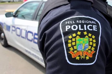 நாணய மாற்று கடைகளில் இளைஞர்கள் கைவரிசை: துப்பாக்கி முனையில் சம்பவம்