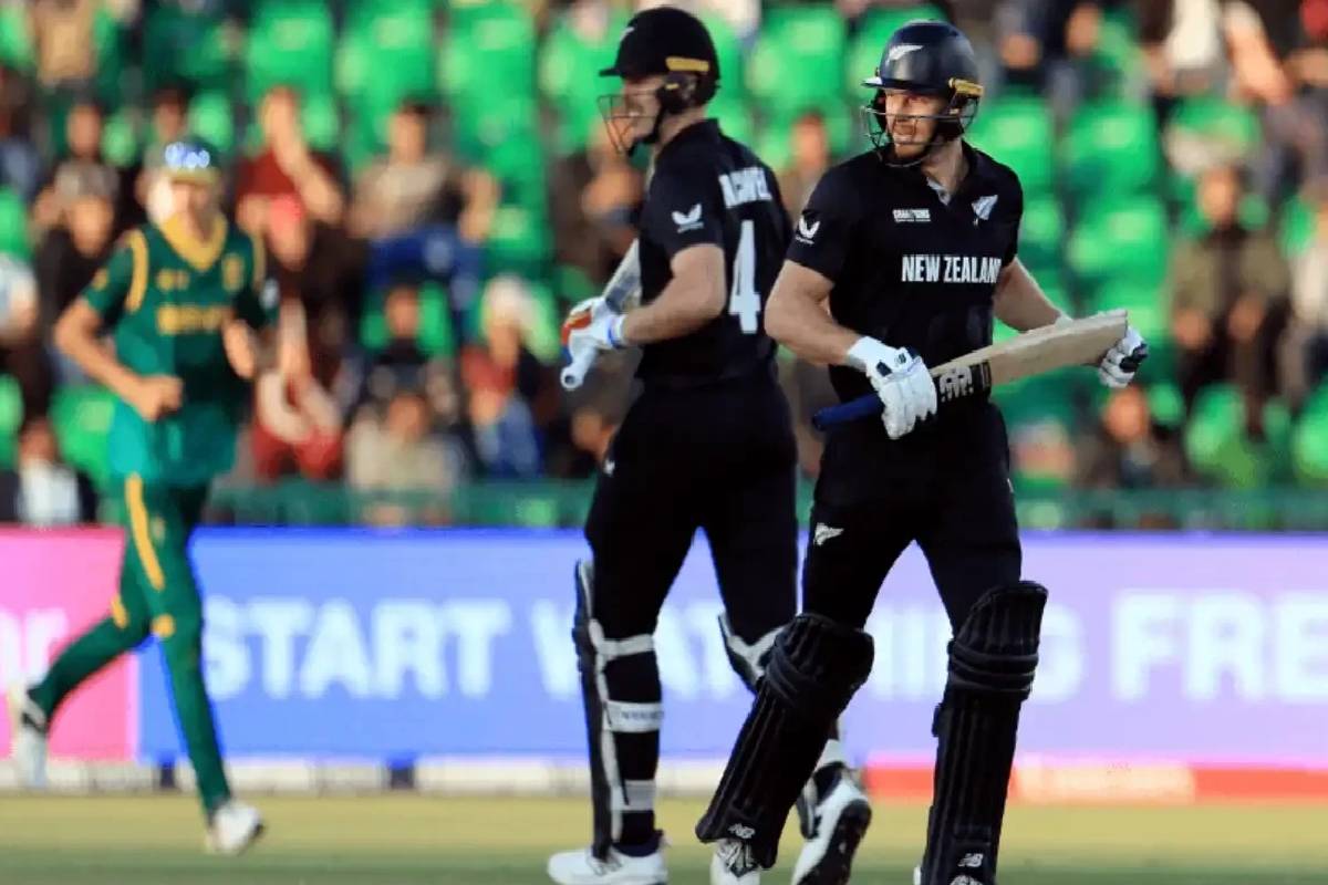 தென்னாபிரிக்க அணியை வீழ்த்தி இறுதிப் போட்டிக்கு தகுதி பெற்ற நியூசிலாந்து அணி | New Zealand Beat South Africa To Reach Final