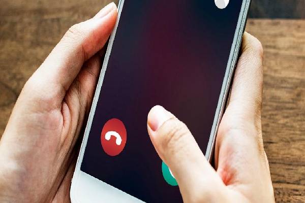 மோசமடையும் வானிலை! பொதுமக்களுக்கு அறிவிக்கப்பட்டுள்ள விசேட சலுகை | Call And Data Relief Due To Disaster