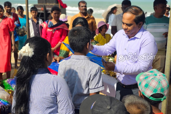 முல்லைத்தீவு வட்டுவாகலில் புலம்பெயர் உறவுகள் நடத்திய மாபெரும் பட்டத் திருவிழா | Mullaitivu Grand Festival