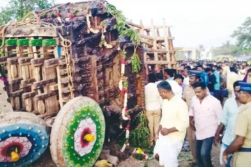 கோவில் திருவிழாவின் போது ஏற்பட்ட அசம்பாவிதம்: இருவருக்கு நேர்ந்த சோகம்