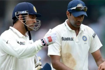 டோனி ஓய்வு பெற்ற பின்னர் அன்றைய இரவில் நடந்தது என்ன? பல ஆண்டு ரகசியத்தை உடைத்த அஸ்வின்