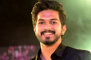 புதிய படத்தில் கமிட்டான பிக் பாஸ் முகன் ராவ்.. வெளிவந்த ரொமான்டிக் First லுக் போஸ்டர்