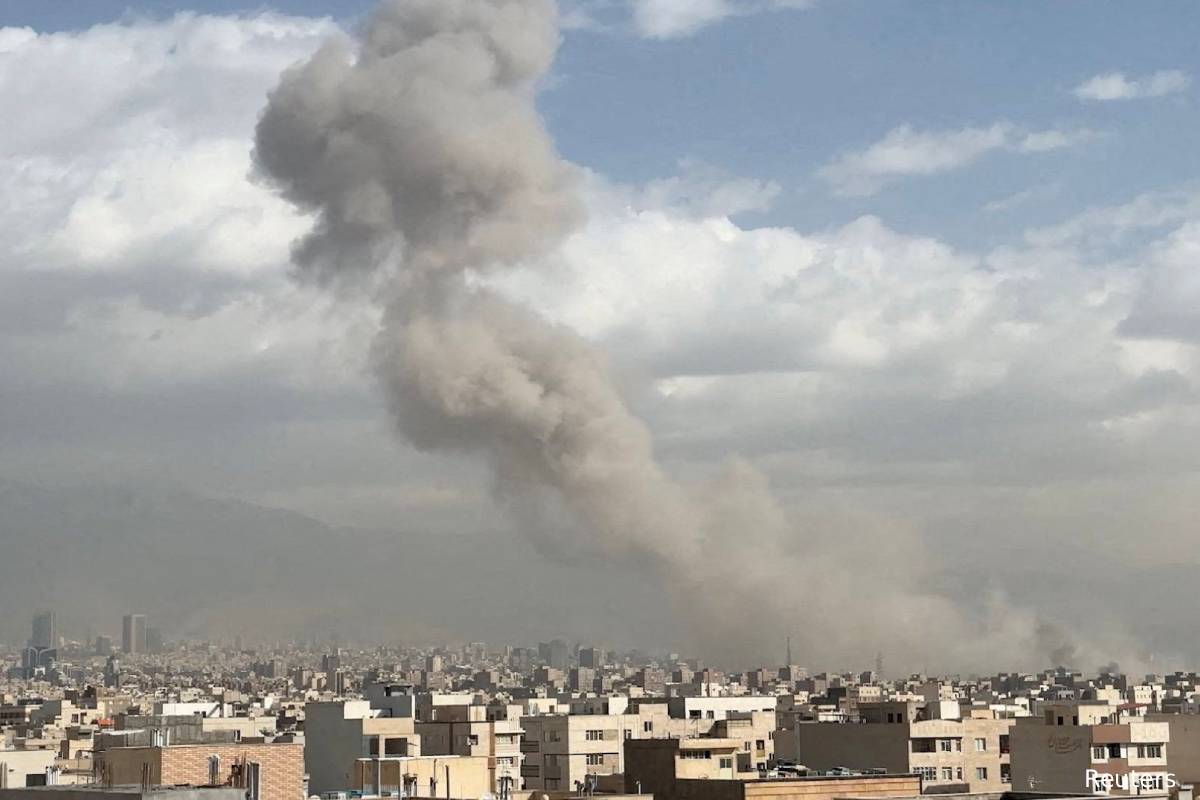 ஈரானில் பாரா படைகளை களமிறக்க உள்ள ட்ரம்ப் - ஈரானின் திட்டம் என்ன? | Will Trump Use Para Air Troops In Iran War