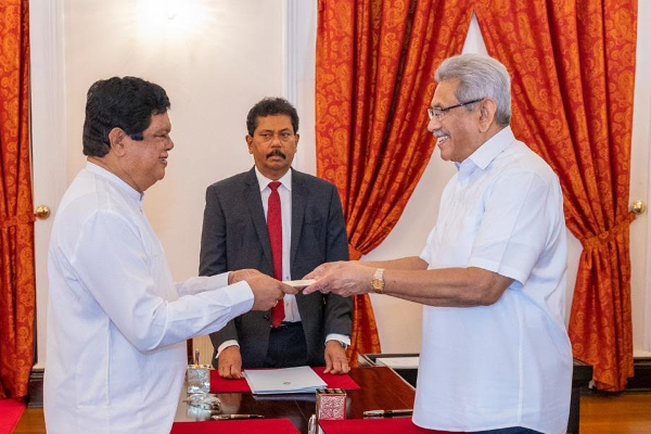 அமைச்சர்கள் நியமனம் -மொட்டு கட்சியிடம் இருந்து ரணிலுக்கு கடும் அழுத்தம் | Ranil Pohottu Leaders Discuss Minister Positions அமைச்சர்கள் நியமனம் -மொட்டு கட்சியிடம் இருந்து ரணிலுக்கு கடும் அழுத்தம் | Ranil Pohottu Leaders Discuss Minister Positions