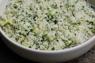 Cucumber Rice: வெறும் 10 நிமிடங்களில் ருசியான வெள்ளரிக்காய் சாதம்