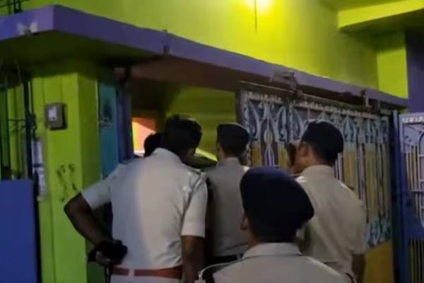 நான்கு பிள்ளைகள் பலி: ஒரே ஊரில் இரண்டு துயரச் செய்திகள் | Bihar Two Children Aged 9 And 5 Found Dead