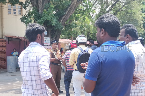 மாணவர்களை இலக்குவைத்து குண்டுத் தாக்குதல்! தமிழர் பகுதியில் பரபரப்பு (படம்) | Bomb Attack Targeting Students In Vavuniya