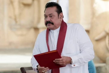 மகிந்தவின் பிரதமர் பதவி குறித்து மொட்டு எம்.பி கருத்து..!