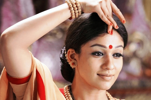 பெண்கள் இந்த திலகத்தை மட்டும் வைக்கவே கூடாதாம்; ஏன் தெரியுமா? | Women Should Not Wear This Tilak Alone