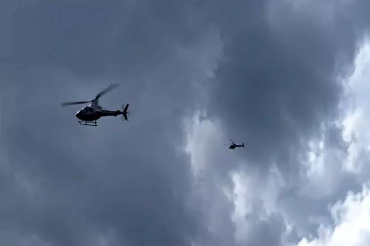 பக்தர்களுடன் பத்ரிநாத்திலிருந்து திரும்பிய ஹெலிகொப்டர் விபத்து | Helicopter Onboard 6 People Missing At Uttarakhand பக்தர்களுடன் பத்ரிநாத்திலிருந்து திரும்பிய ஹெலிகொப்டர் விபத்து | Helicopter Onboard 6 People Missing At Uttarakhand