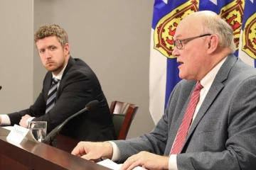 நோவா ஸ்கொட்டியாவில் அத்தியாவசியமற்ற பயணத்திற்கு தடை