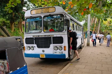 143 ஆம் இலக்க தனியார் பேருந்து ஊழியர்கள் பணிப்புறக்கணிப்பு