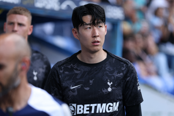 கால்பந்தாட்ட வீரரை மிரட்டி பணம் பறித்த பெண்: நீதிமன்றம் வழங்கிய தண்டனை | Woman Jailed For Extorting Footballer கால்பந்தாட்ட வீரரை மிரட்டி பணம் பறித்த பெண்: நீதிமன்றம் வழங்கிய தண்டனை | Woman Jailed For Extorting Footballer