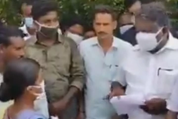 தையல் மிஷினும் தர்றேன் ..மேல் படிப்புக்கு  உதவியும் செய்கிறேன் : நெகிழ்ச்சியடைய வைத்த அமைச்சர்!