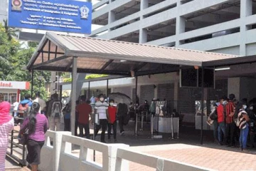 கடவுச்சீட்டுகளைப் பெற மீண்டும் டோக்கன் வரிசை