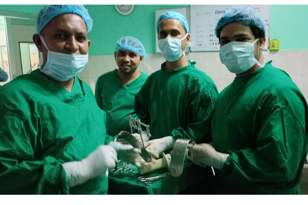 திருகோணமலையில் ஐந்து மணித்தியாலத்தில் சத்திர சிகிச்சை செய்து சாதனை | 5 Hour Surgery At Kinya Hospital